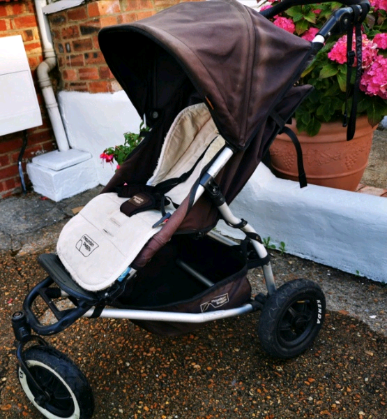 mountain buggy swift travel system